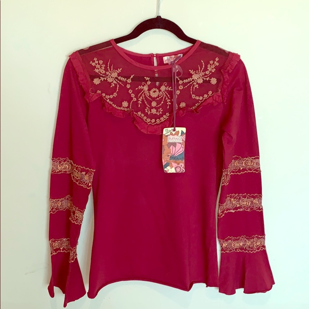 Buffalo ruffled top